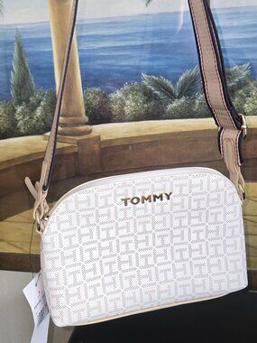 Tommy Hilfiger Monogram Crossbody Bag White Beige Logo Camera Bag NWT